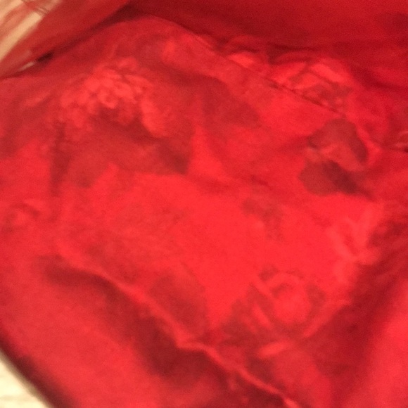 Dana Deatherage - Picture 8 of 13